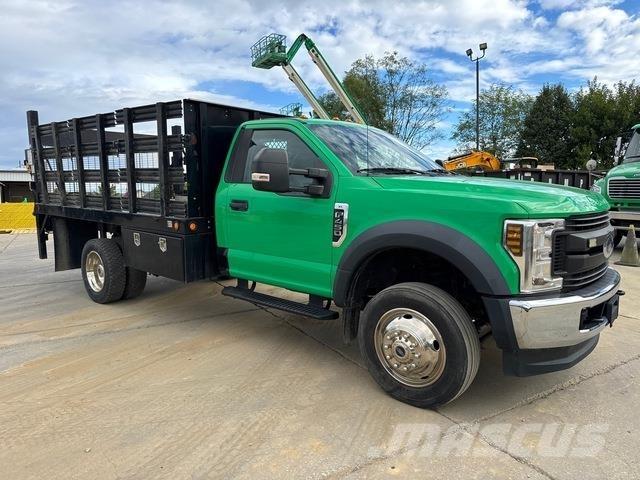 Ford F-450 Грузовики-платформы/боковая разгрузка