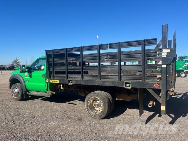 Ford F-450 Грузовики-платформы/боковая разгрузка