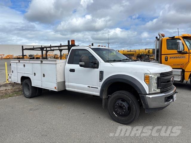 Ford F-450 Бортовые фургоны