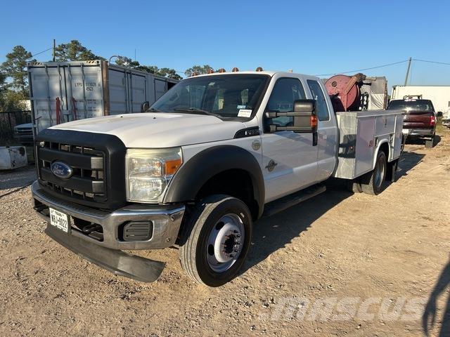 Ford F-450 Комбинированные дорожные машины