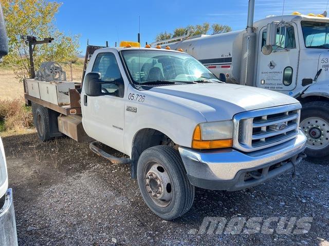 Ford F-450 Грузовики-платформы/боковая разгрузка