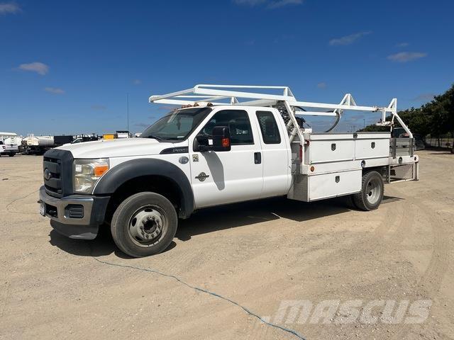 Ford F-450 Грузовики-платформы/боковая разгрузка