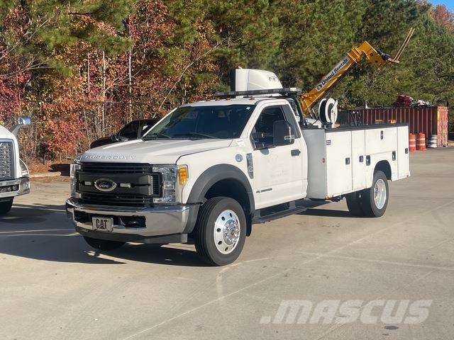 Ford F-450 Комбинированные дорожные машины