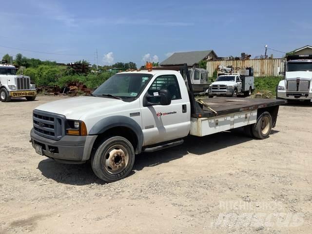 Ford F-550 Грузовики-платформы/боковая разгрузка