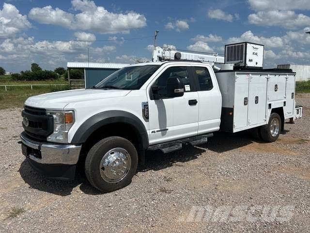 Ford F-550 Комбинированные дорожные машины