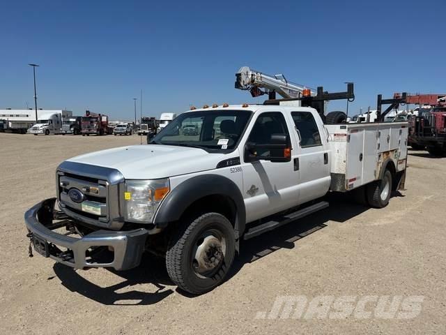 Ford F-550 Комбинированные дорожные машины
