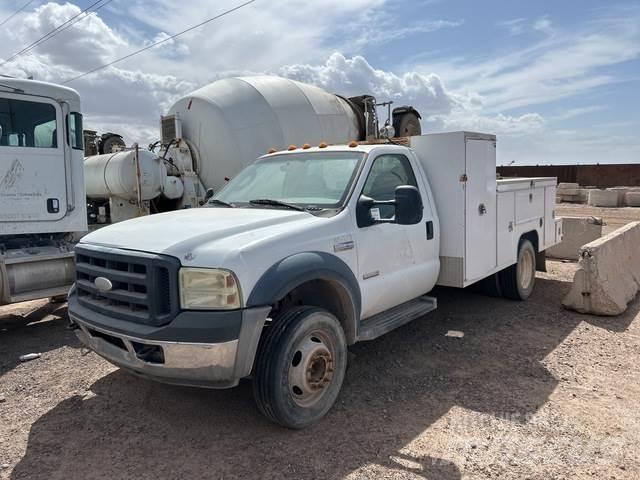 Ford F-550 Бортовые фургоны