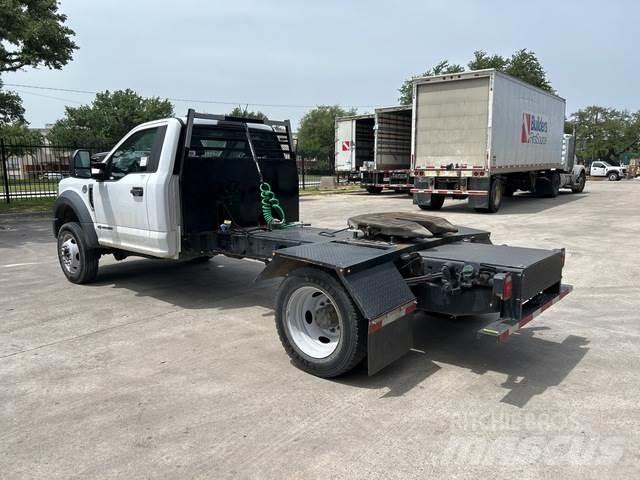 Ford F-550 Строительная техника - Другие