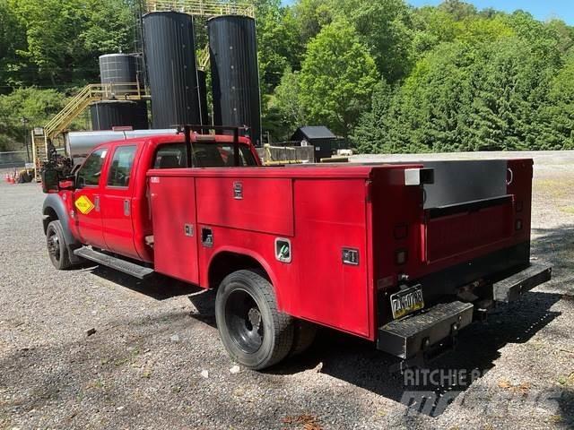 Ford F-550 Бортовые фургоны