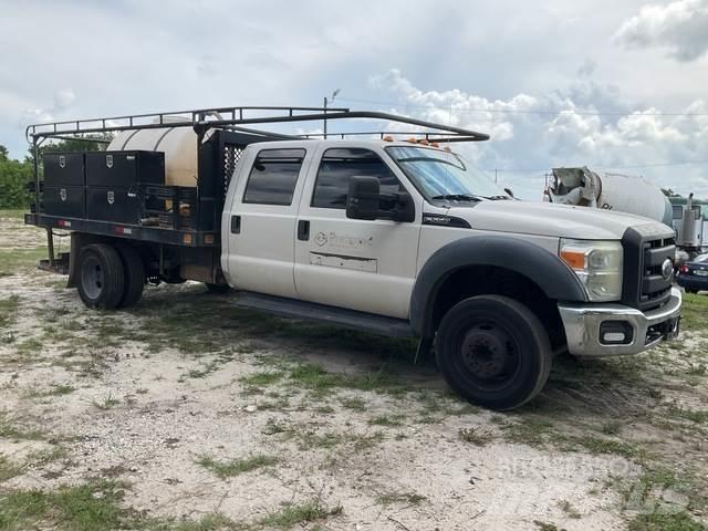 Ford F-550 Грузовики-платформы/боковая разгрузка