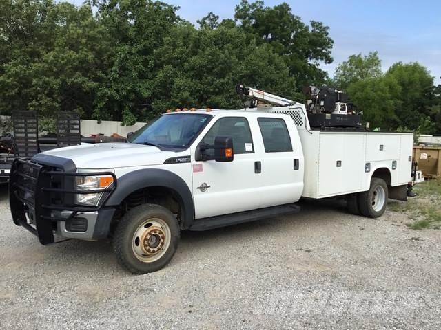 Ford F-550 Комбинированные дорожные машины