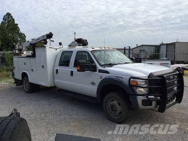 Ford F-550 Комбинированные дорожные машины