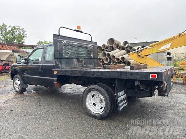 Ford F-550 Грузовики-платформы/боковая разгрузка
