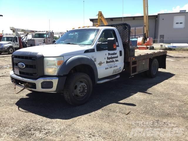 Ford F-550 Грузовики-платформы/боковая разгрузка