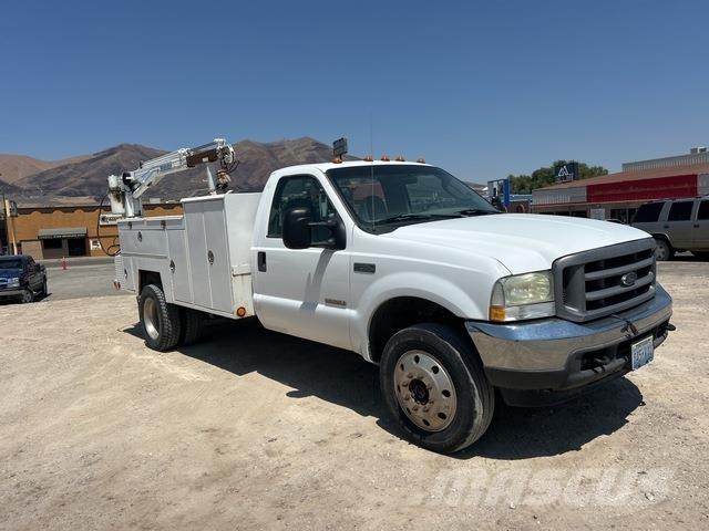 Ford F-550 Комбинированные дорожные машины
