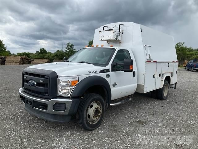 Ford F-550 Бортовые фургоны