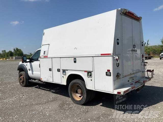 Ford F-550 Бортовые фургоны