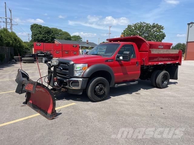 Ford F-550 Снежные отвалы и плуги