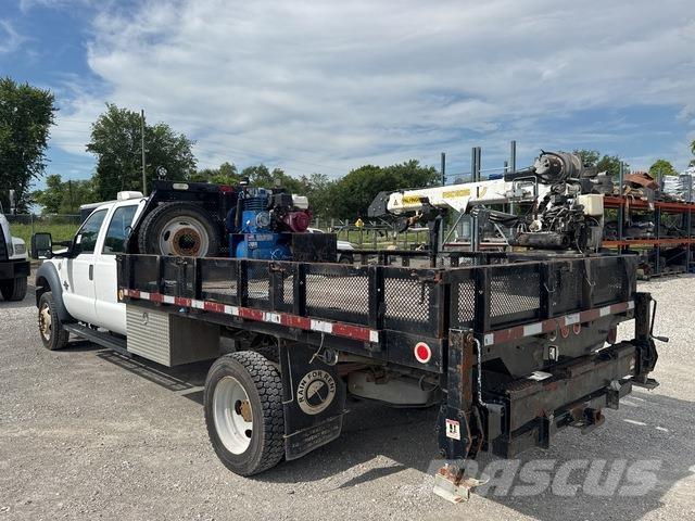 Ford F-550 Комбинированные дорожные машины