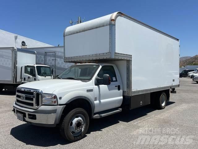 Ford F-550 Грузовики-Фургоны