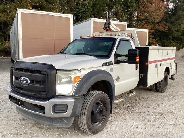 Ford F-550 Комбинированные дорожные машины