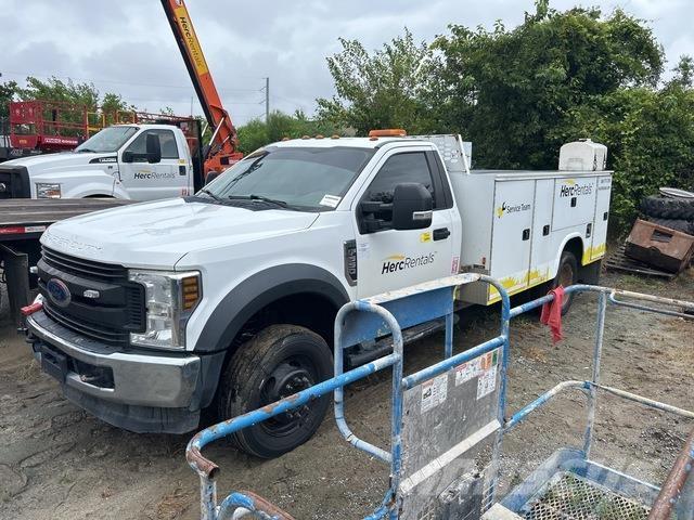 Ford F-550 Комбинированные дорожные машины