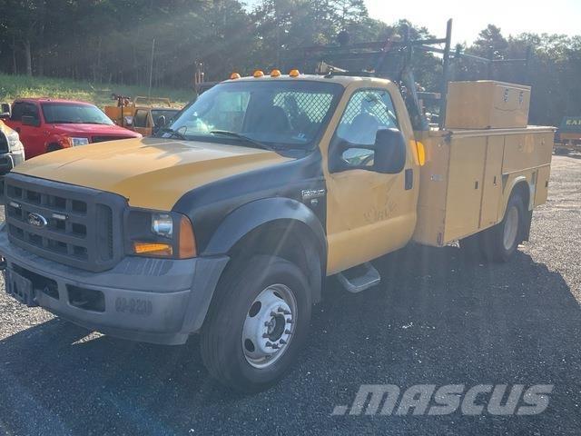 Ford F-550 Комбинированные дорожные машины