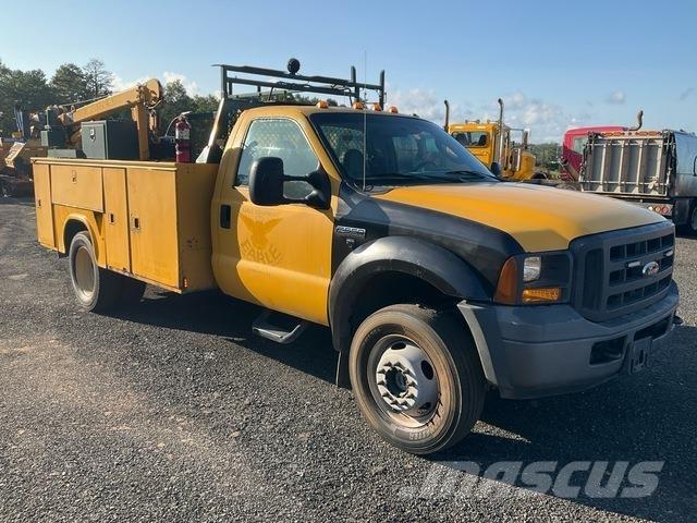 Ford F-550 Комбинированные дорожные машины