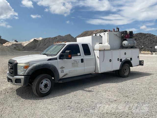 Ford F-550 Грузовики-цистерны