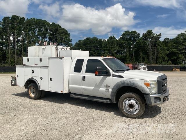 Ford F-550 Грузовики-цистерны