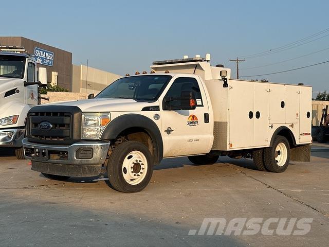 Ford F-550 Комбинированные дорожные машины