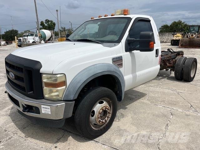 Ford F-550 Кабины