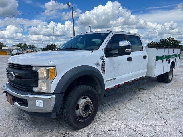 Ford F-550 Бортовые фургоны