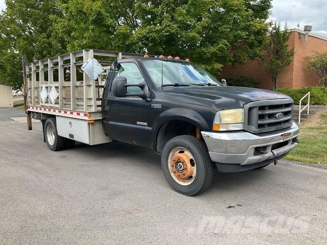 Ford F-550 Грузовики-платформы/боковая разгрузка