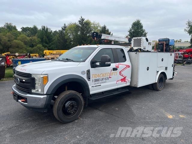 Ford F-550 Комбинированные дорожные машины