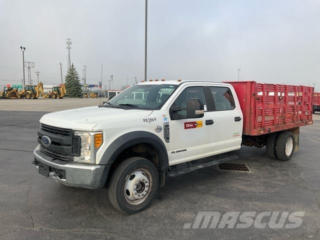 Ford F-550 Грузовики-платформы/боковая разгрузка