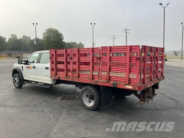 Ford F-550 Грузовики-платформы/боковая разгрузка
