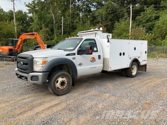 Ford F-550 Грузовики-цистерны
