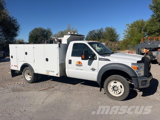 Ford F-550 Комбинированные дорожные машины