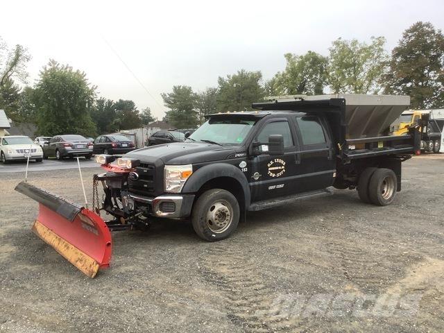 Ford F-550 Снежные отвалы и плуги
