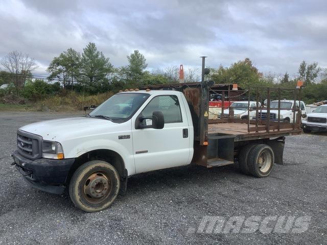 Ford F-550 Грузовики-платформы/боковая разгрузка