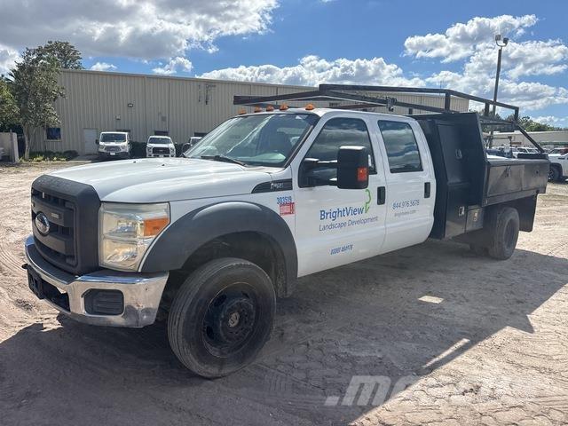 Ford F-550 Грузовики-платформы/боковая разгрузка