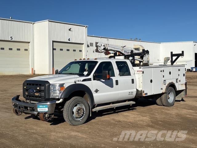Ford F-550 Комбинированные дорожные машины