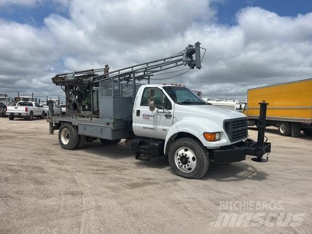Ford F-650 Передвижные буровые установки