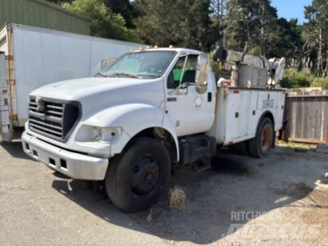 Ford F-650 Комбинированные дорожные машины