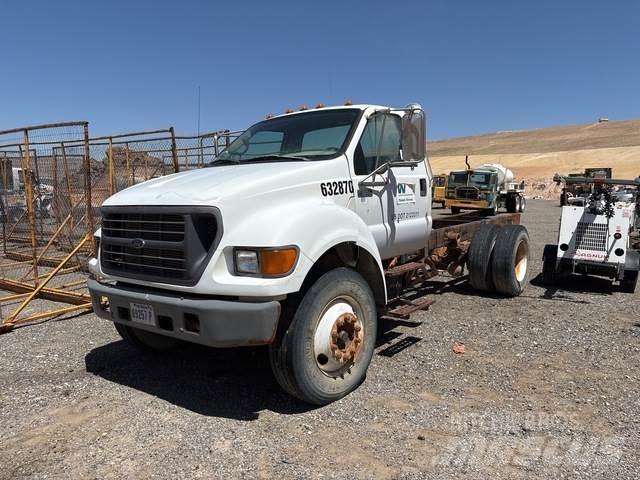Ford F-650 Кабины
