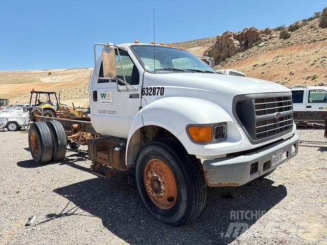 Ford F-650 Кабины