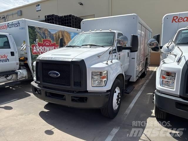 Ford F-650 Грузовики для доставки напитков