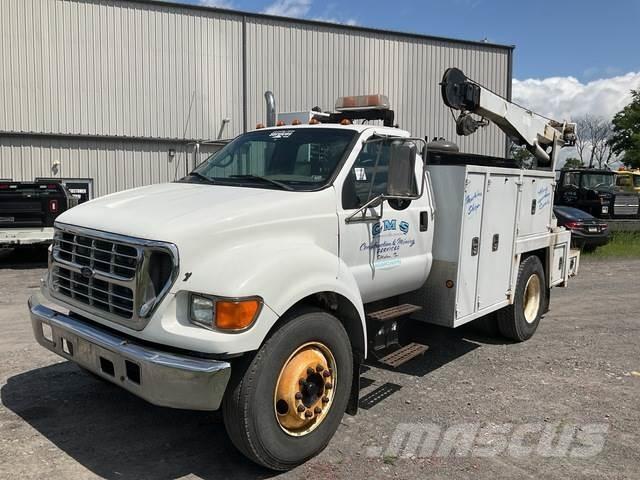 Ford F-650 Комбинированные дорожные машины