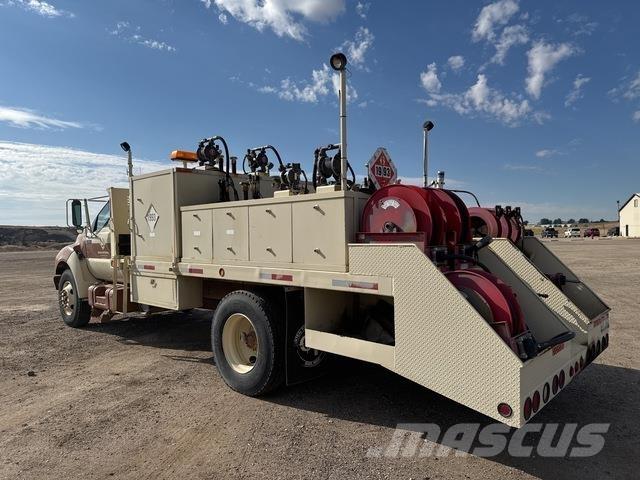 Ford F-650 Грузовики-цистерны